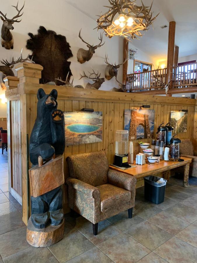 The Antler Lodge - ガーディナー エクステリア 写真