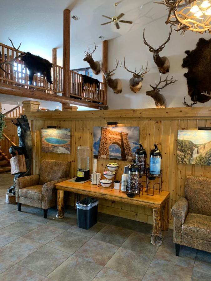 The Antler Lodge - ガーディナー エクステリア 写真
