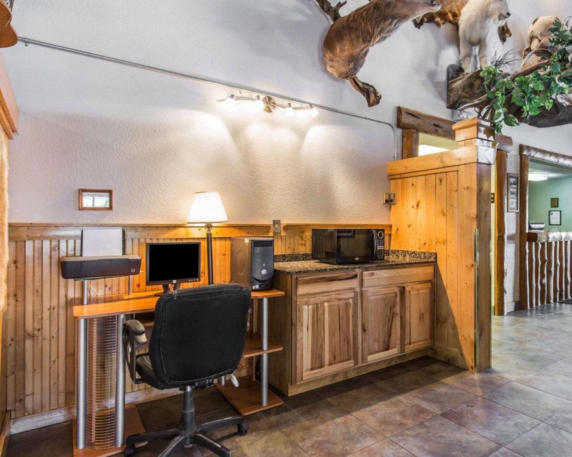 The Antler Lodge - ガーディナー エクステリア 写真
